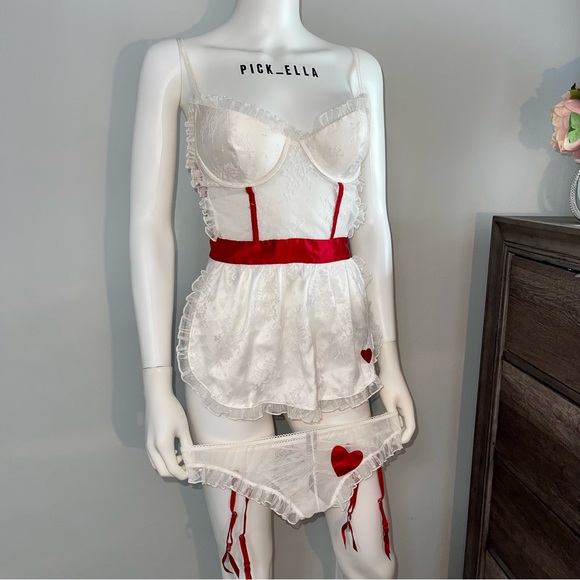 34C/S VS Victoria’s Secret Sexy Nurse Apron Costume garter lingerie white red - Picture 2 of 16